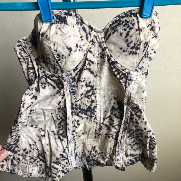 Jessica Simpson Snakeskin corset - Picture 1 of 5